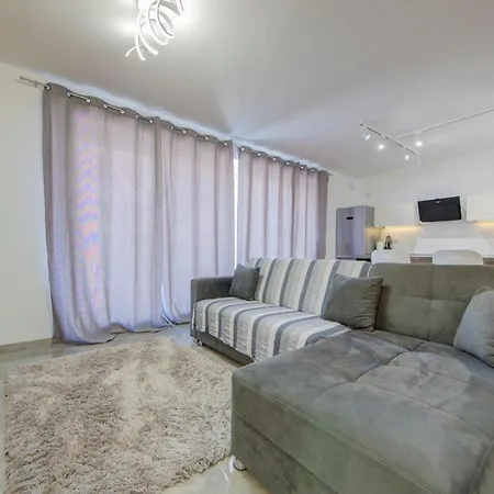 דירה Modern & Two Bed - Balluta Bay - Sleep 6 סליאמה