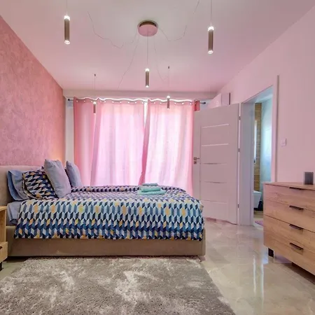 Modern & Two Bed - Balluta Bay - Sleep 6 Lägenhet *